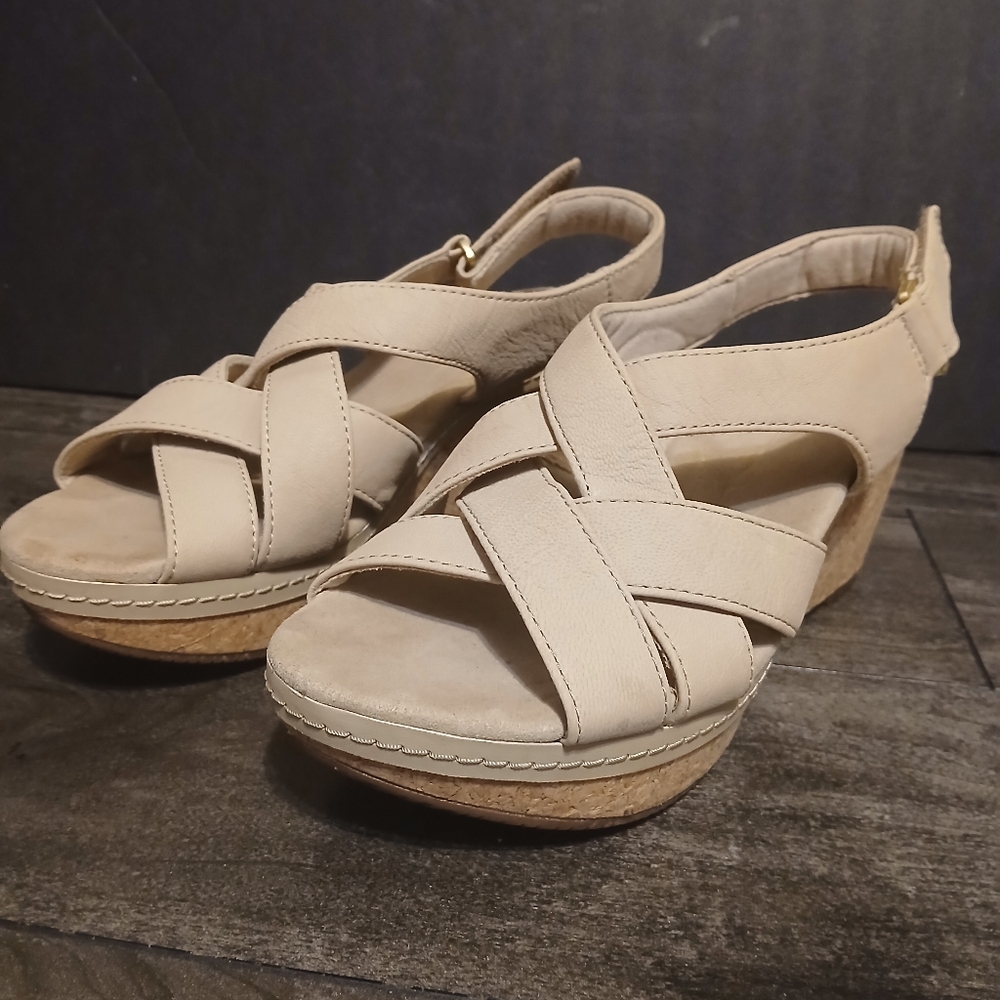 Elegant Cream Wedge Sandals Clanks